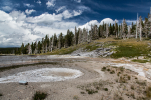 21.7. Upper Geyer Basin - West Triplet Geyser