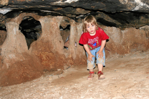 Kraxeln in der Höhle von Milatos