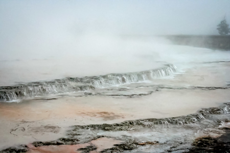 Yellowstone: Der Great Fountain Geyser bricht aus ;-)