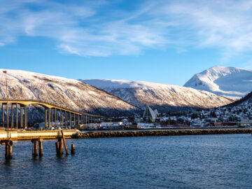 16.2.2024 - Bummel durch Tromsø, Tromsøbrua, Eismeerkathedrale