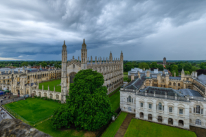 14.6.2024 - Cambridge, Great St Mary&#039;s Church - Blick auf King&#039;s College