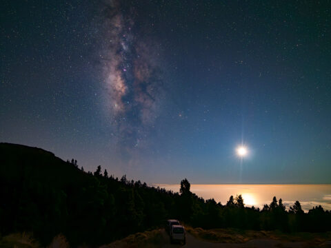 8.9.2024 - Llano de los Animas, Milchstraße und Mond, stacked aus 20